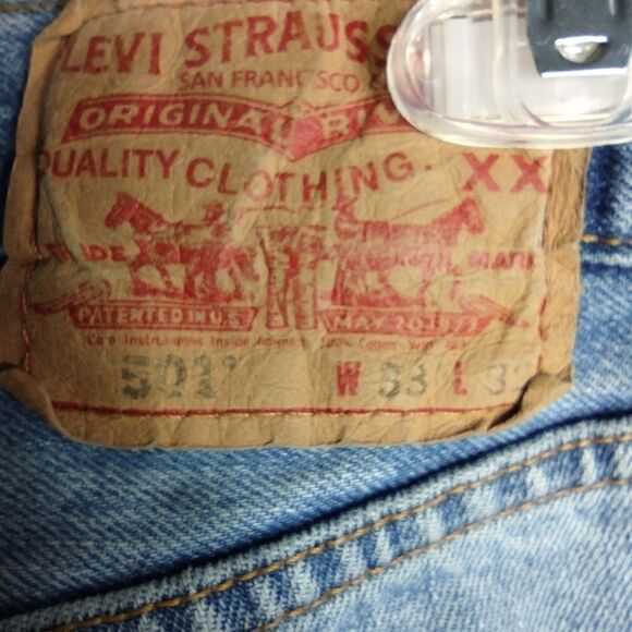 Levi's 501 button fly jeans - Picture 3 of 11